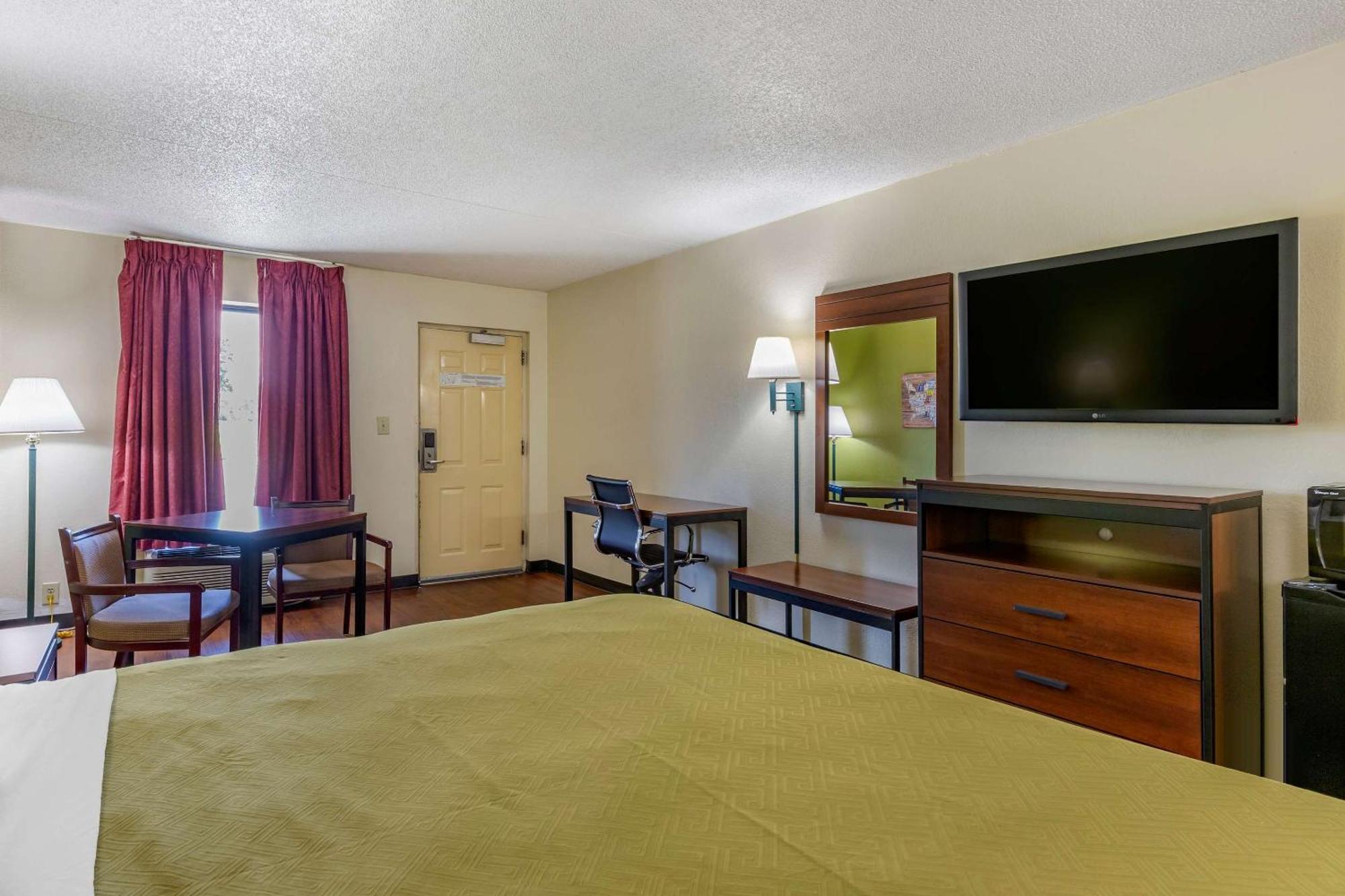 Econo Lodge Fayetteville Exteriör bild